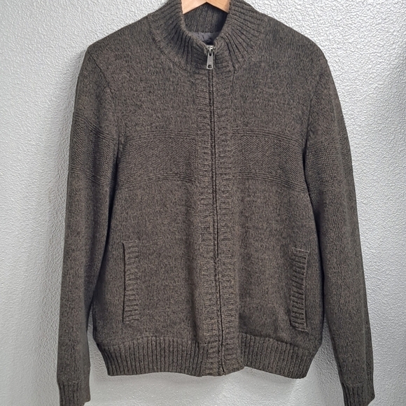 Boston Traders Olive Green Knit Sweater Size M - Picture 7 of 13